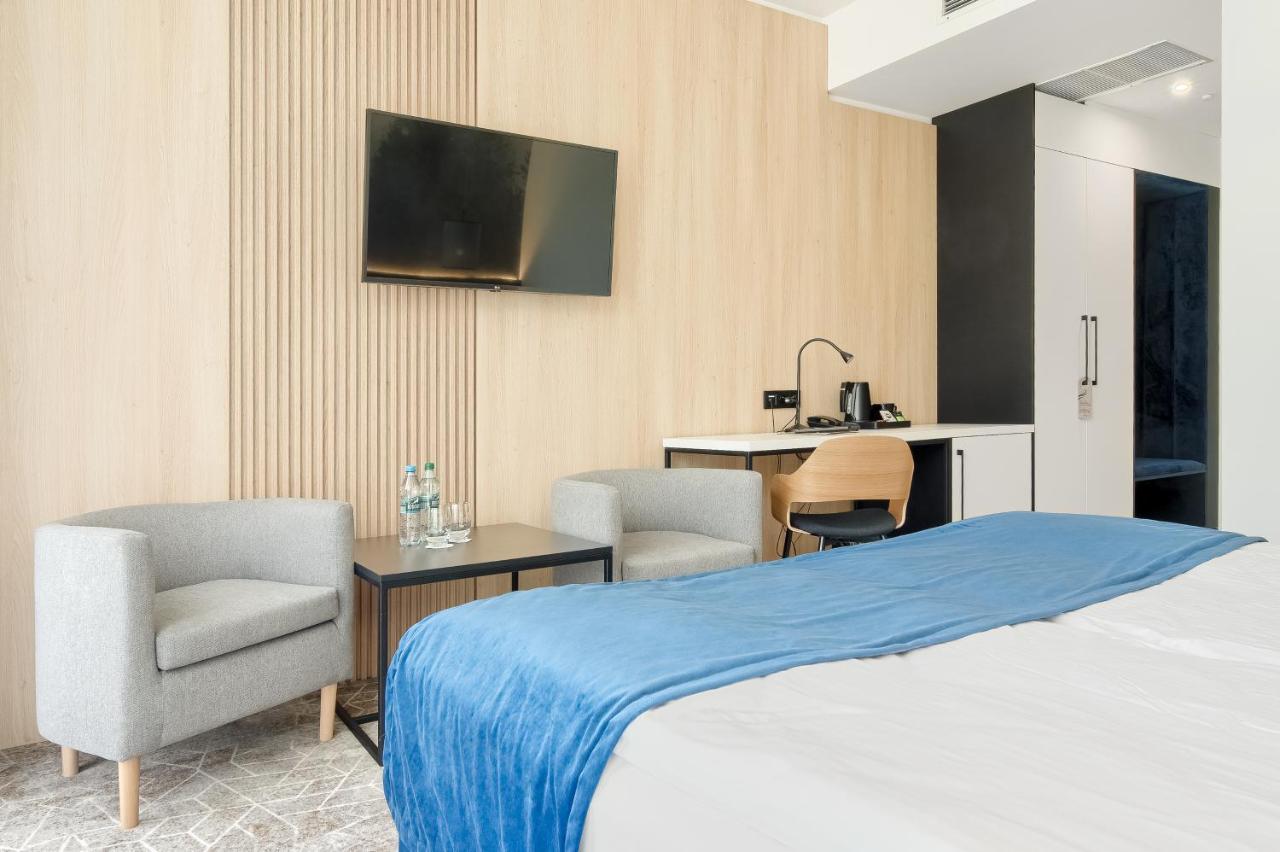 Szumy Park & Restaurant Hotell 4*